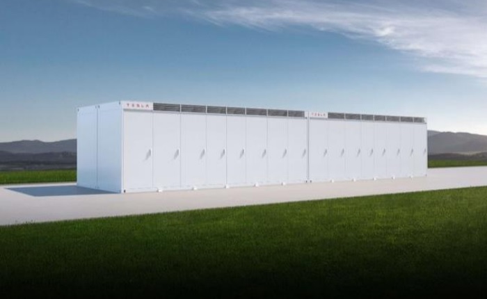テスラ社の大型蓄電システム