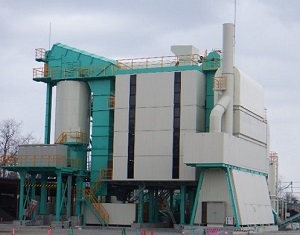 アスファルトプラント全景