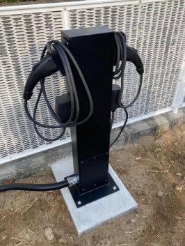 充電器拡大写真 