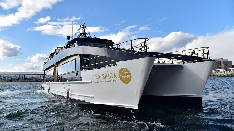 観光型高速クルーザー「SEA SPICA（シースピカ）」