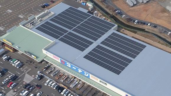 太陽光パネル全景