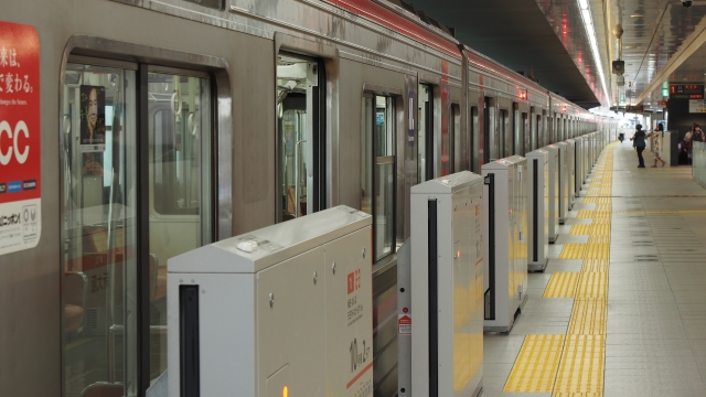 大阪メトロ・御堂筋線