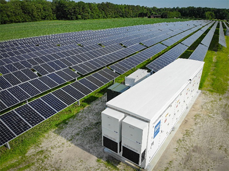 米国最大規模の太陽光発電設備向けエネルギー貯蔵システム