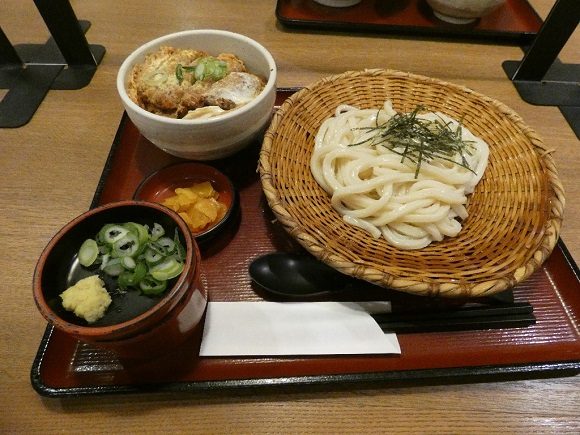 かつ丼と冷やしうどん