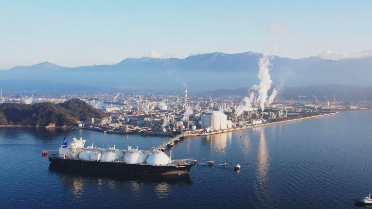 愛媛県・新居浜LNG基地