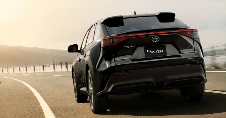 トヨタ、新型BEV「bZ4X」 