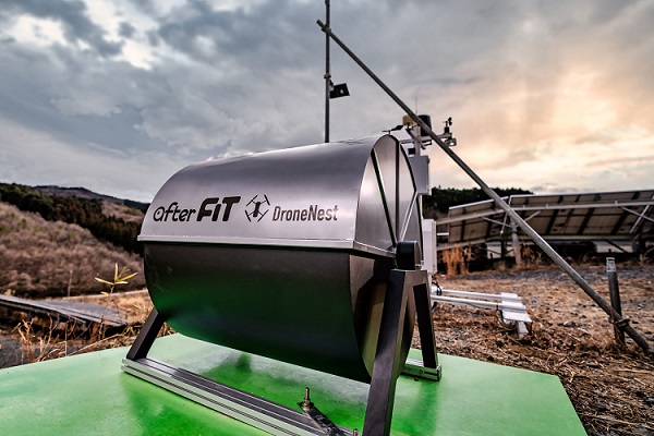 グリーン電力事業の afterFIT、【日本初】全自動ドローンの夜間無人運用の承認を取得