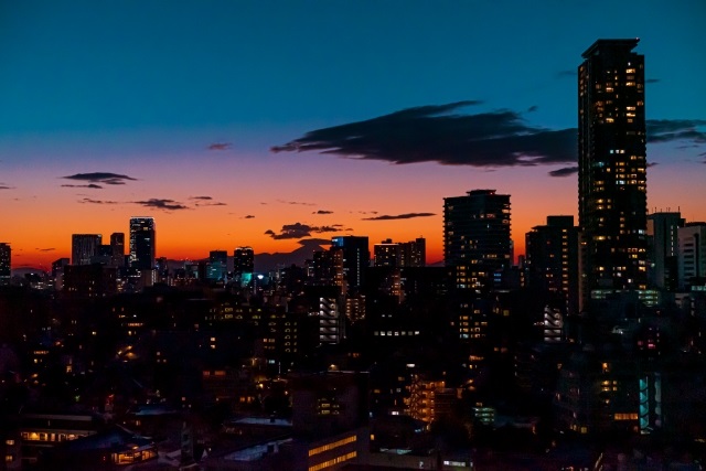 ２０５０年の主力は核融合と水素だと予想。