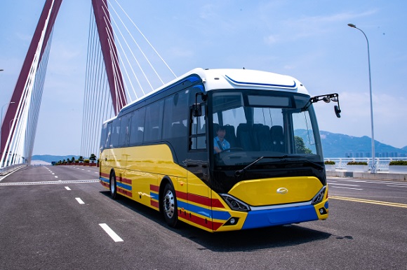 EVモーターズ・ジャパンの観光バス