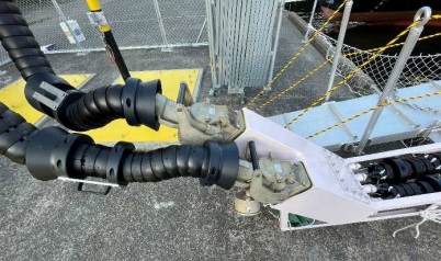 川崎港、EVタンカー給電ステーションが完成・世界初のEVタンカーが接岸