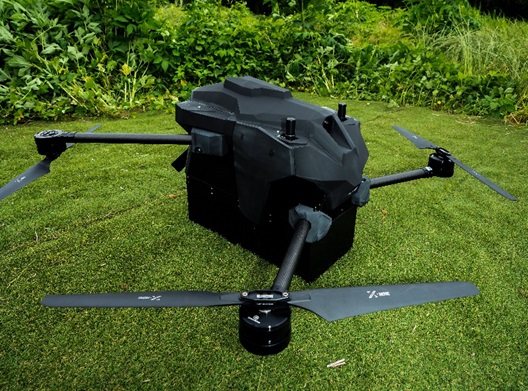 ロボデックス、日本初・水素燃料電池専用ドローンを「Japan Drone2022」でお披露目