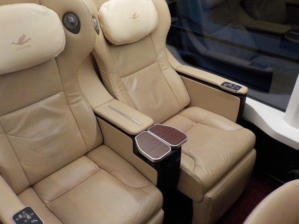 近鉄特急ひのとり・車内