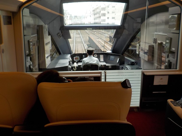 近鉄特急ひのとり・車内