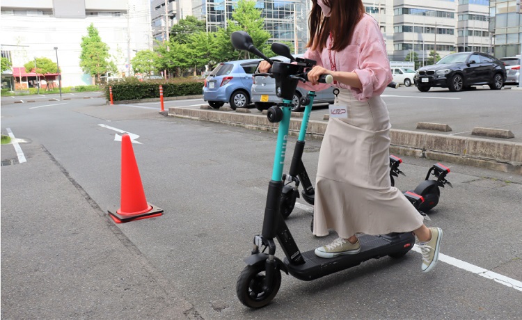 京都リサーチパーク、電動キックボードのシェアリングサービス「LUUP」を導入