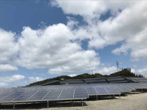 SMFLみらいパートナーズと東芝エネルギーシステムズ、FIP制度の利用を見すえた協業を開始