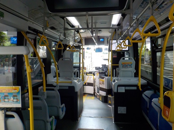 東京・豊洲駅前から乗車した「貸切」の燃料電池バスSORA