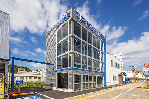 EV車専門の販売・展示・整備施設「EV BOX＆PIT」、2022年11月6日姫路駅前にオープン