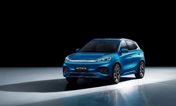 中国BYD、日本発売モデル第1弾EV「e-SUV・ATTO 3」を税込440万円で発売