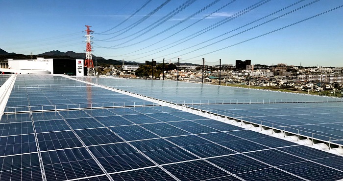 日本ベネックス、神奈川県伊勢原市に572kWの屋根借り太陽光発電所を稼働