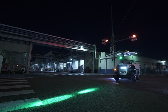 eve autonomy、自動運転EVを用いた無人搬送サービス提供を開始