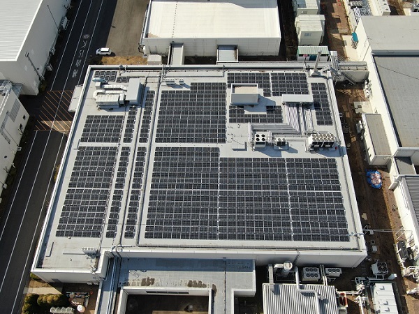 岩城製薬佐倉工場、CO2排出量削減に向け太陽光パネルを設置