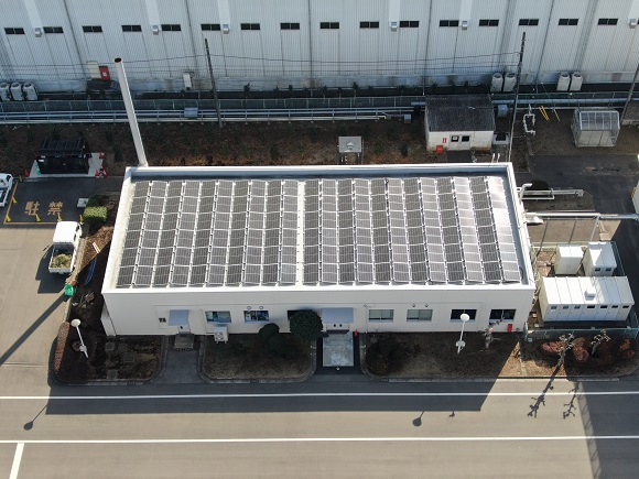 岩城製薬佐倉工場、CO2排出量削減に向け太陽光パネルを設置