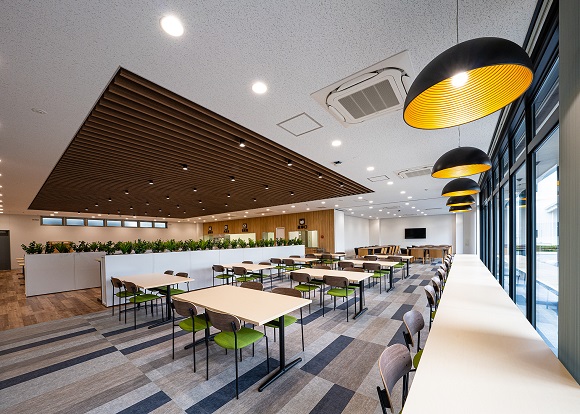 グンゼ、ガスヒートポンプ採用『ZEB』認証・江南工場事務所棟が竣工