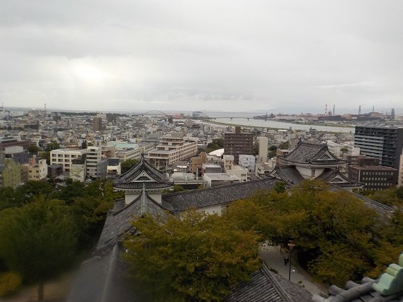 和歌山日帰り旅・電車とラーメンとお城と露天風呂