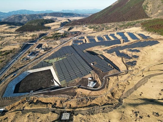 ファンドクリエーショングループ、大分由布太陽光発電所の営業運転を開始