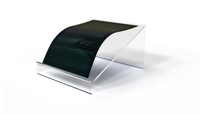 東芝エネルギーシステムズ、大面積フィルム型ペロブスカイト太陽電池を桐蔭横浜大学の体験教室向けに提供